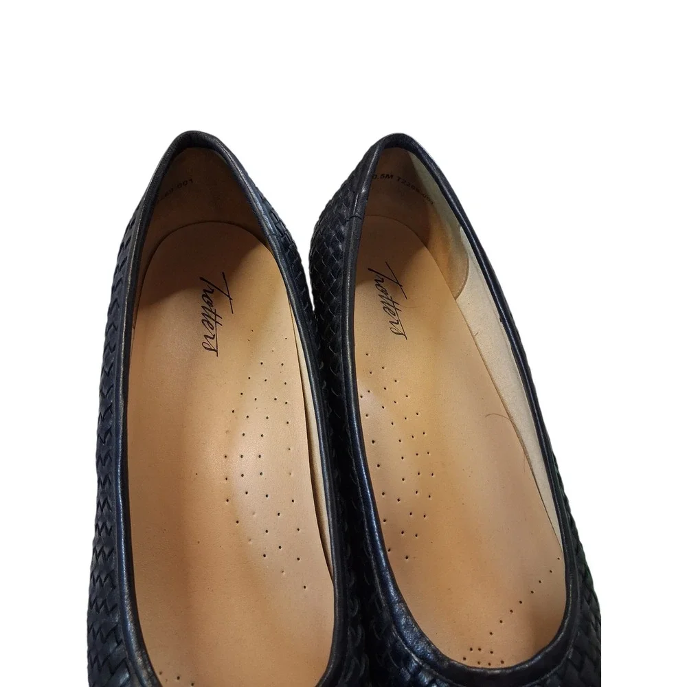Trotters Woven Leather Womens size 10.5M Jade Career Office Casual Comfort Shoes